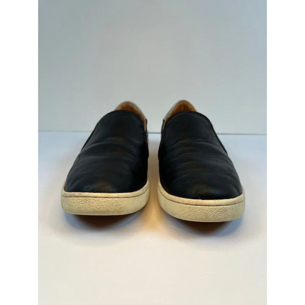 UGG Cas Black Leather Slip On Sneakers Gold Heel 1019108 Womens 8
